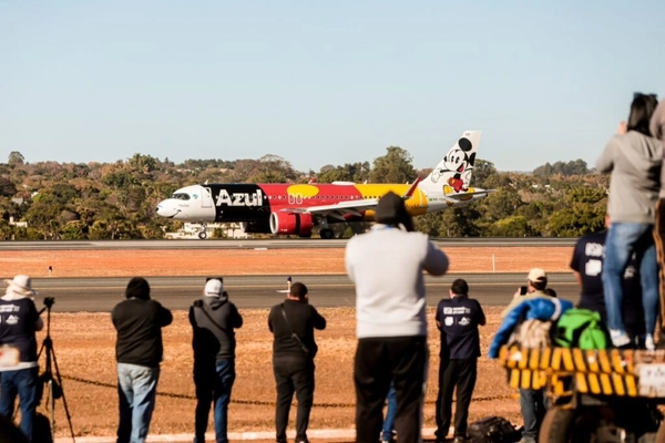 img of Spotter Day Sunset: Aficionados por aviação se reúnem em Brasília no domingo