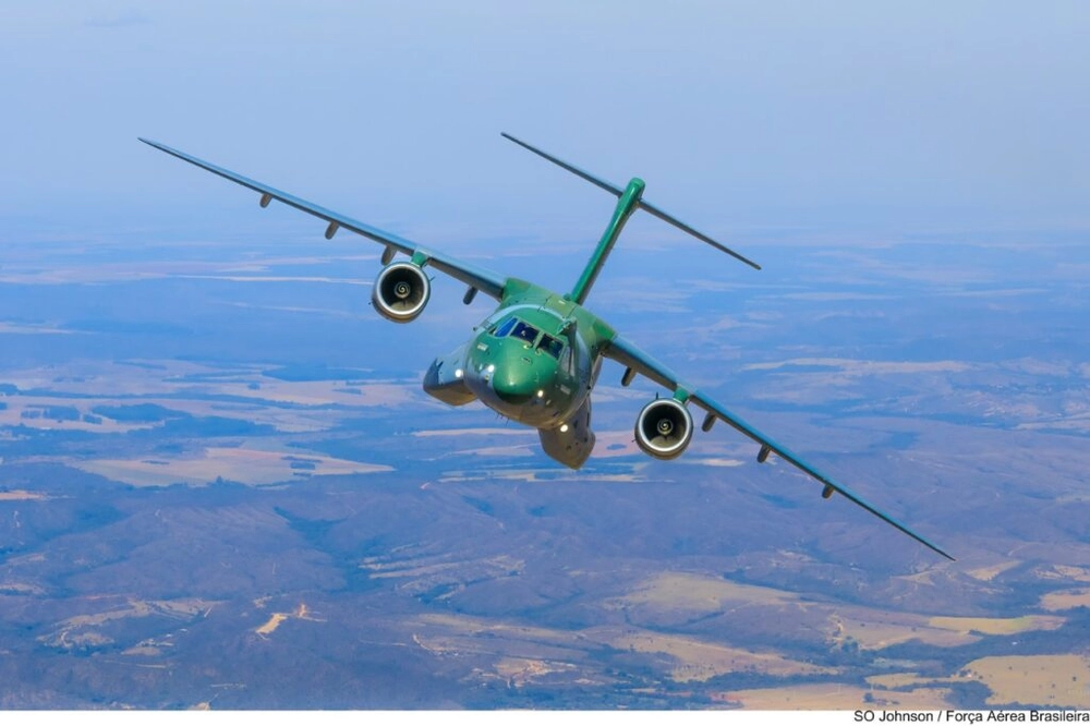 img of KC-390 da Embraer voará na principal feira militar aérea mundial