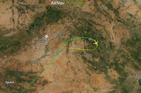 img of Boeing 777 desvia para Espanha em missão de resgate de vida