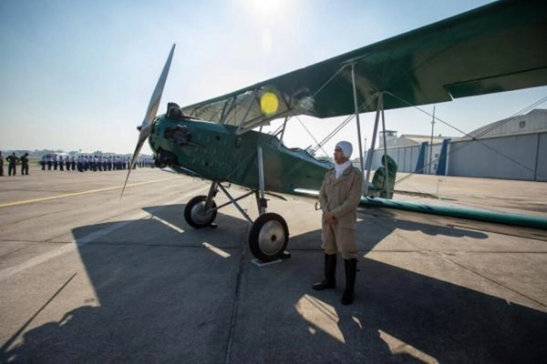 img of FAB homenageia 93 anos de CAN e aviação de transporte com veteranos e aeronave