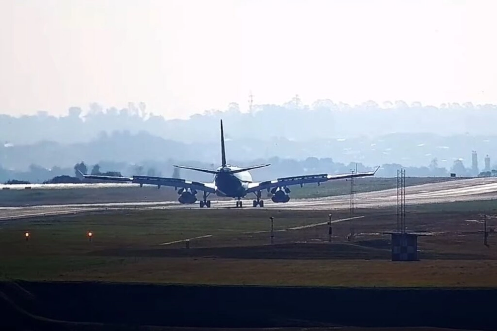 img of "Bandeirão" Airbus A330 registrado em colisão ao aterrissar em Viracopos