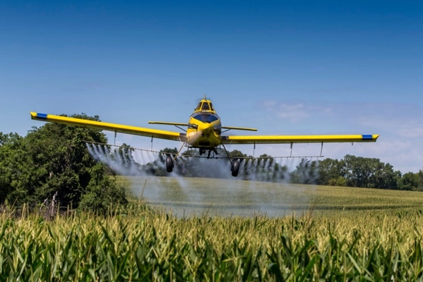 img of Discussão em encontro público sobre spray aéreo entre produtores no Pará