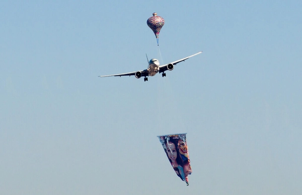 img of Governo combate baloeiros para proteger aviação civil no Brasil