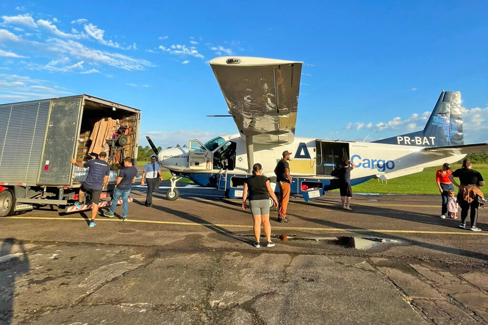 img of Azul e Dux despacham aeronaves de ajuda humanitária para o Sul do Brasil