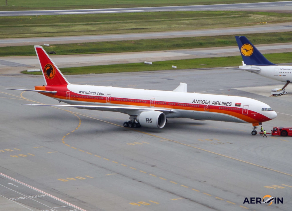 img of Taag opera sozinha na rota Luanda-Lisboa com Boeing 777 próprio