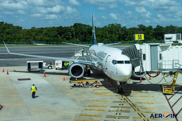 img of Excesso de peso faz avião retirar 16 passageiros para decolar