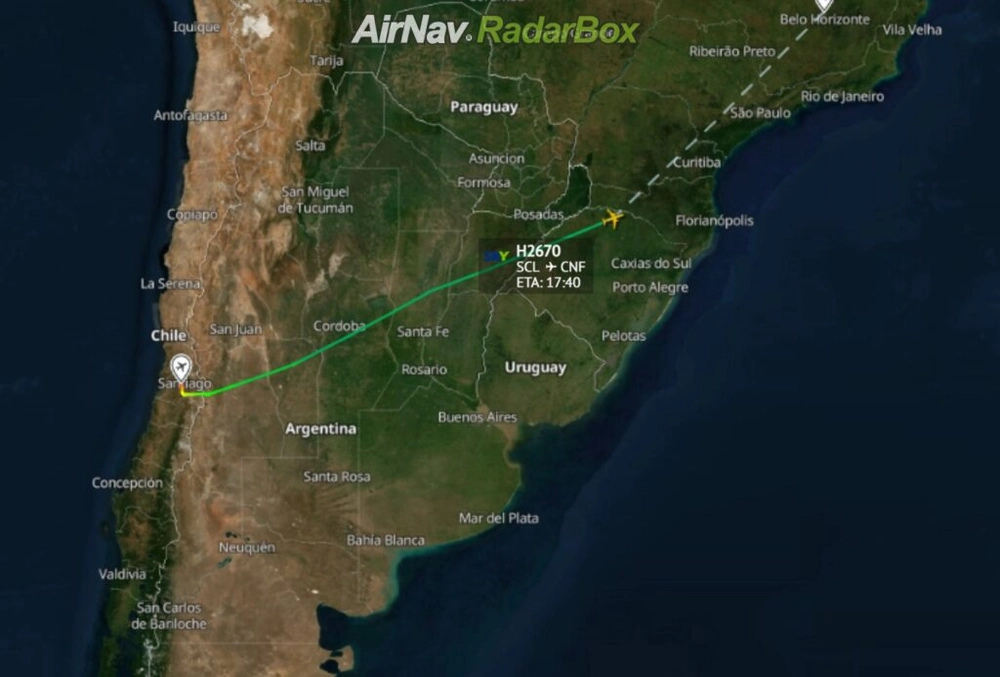 img of 1º voo regular da Sky Airline aterra no novo destino brasileiro