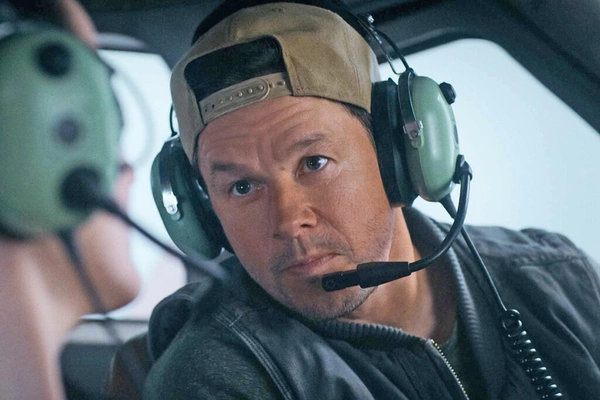 img of Mark Wahlberg será antagonista como piloto de Cessna em novo filme de Mel Gibson