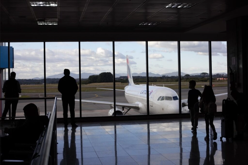 img of CCR administra 17 aeroportos arrecadando doações para o Rio Grande do Sul