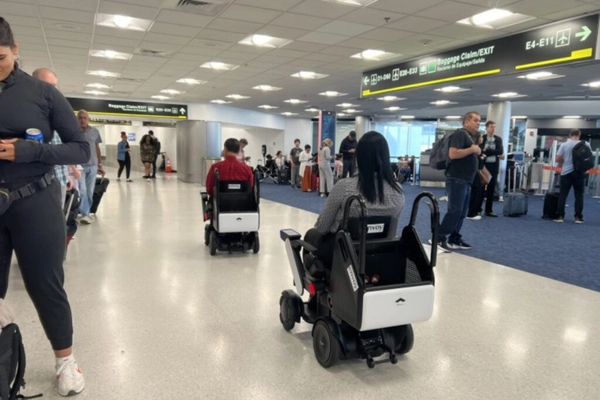 img of Miami inaugura 1º aeroporto dos EUA com cadeiras de roda autônomas para embarque