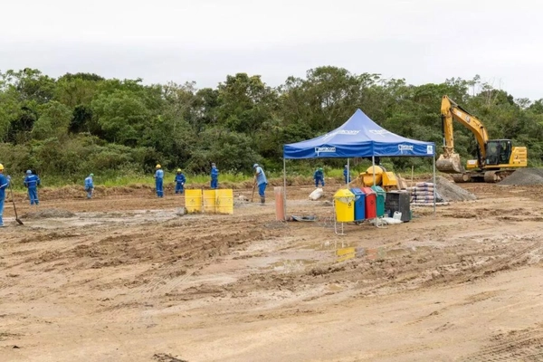 img of Melhorias iniciam em pista do Aeroporto Metropolitano de Guarujá (SP)