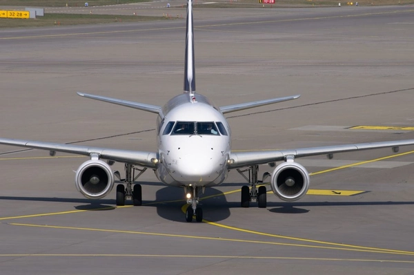 img of Anac determina inspeção urgente do trem de pouso no Embraer E170