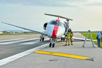 img of Falha no trem de pouso interrompe ERJ-145 Embraer na pista